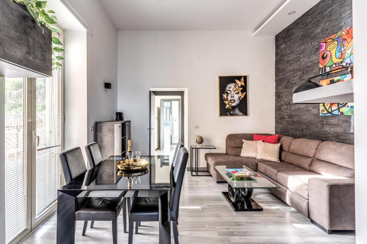 1000 Suites نابولي المظهر الخارجي الصورة