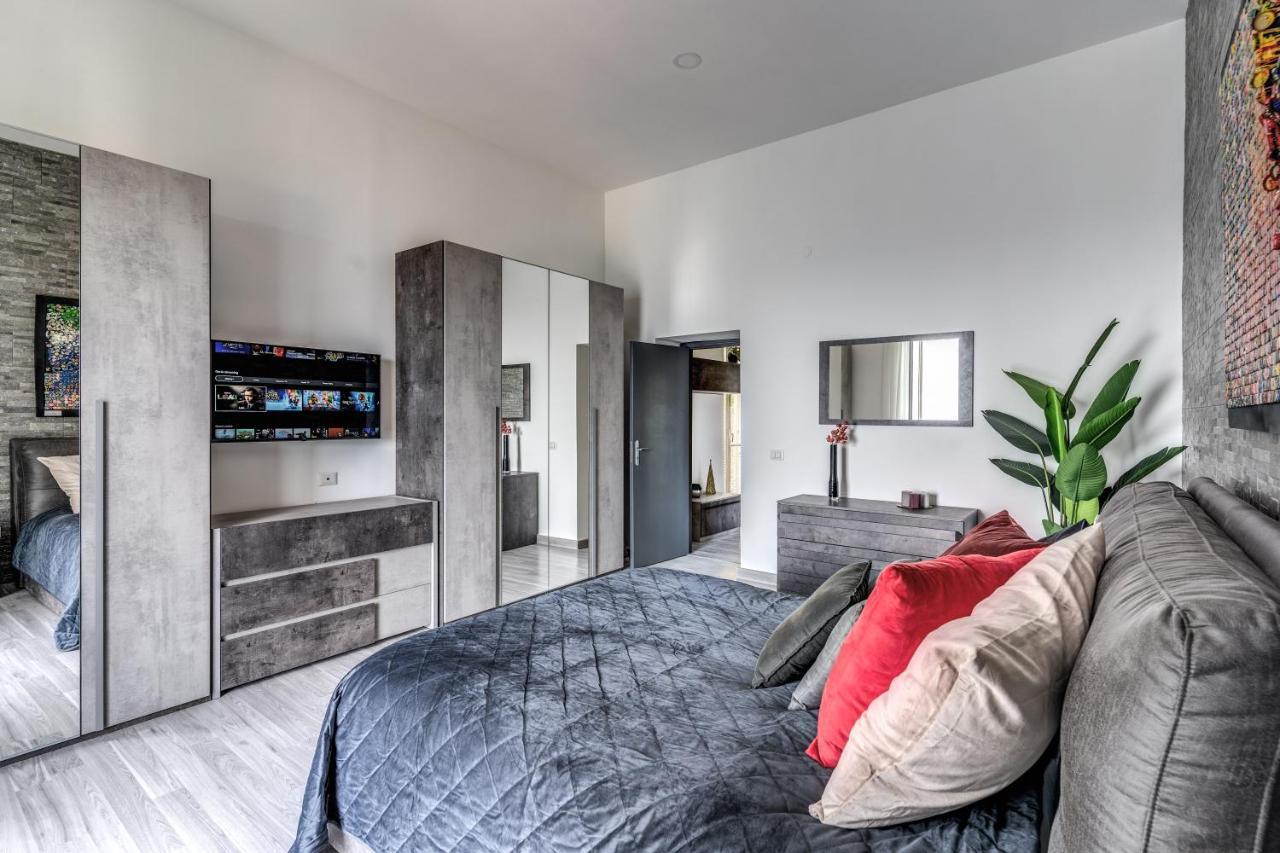 1000 Suites نابولي المظهر الخارجي الصورة